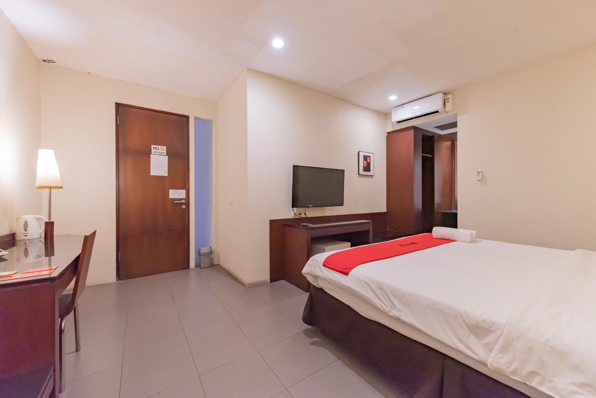 Reddoorz Plus @ Cipaganti Street 3 Bandung Exterior foto