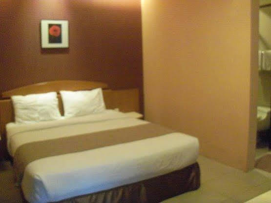 Reddoorz Plus @ Cipaganti Street 3 Bandung Exterior foto